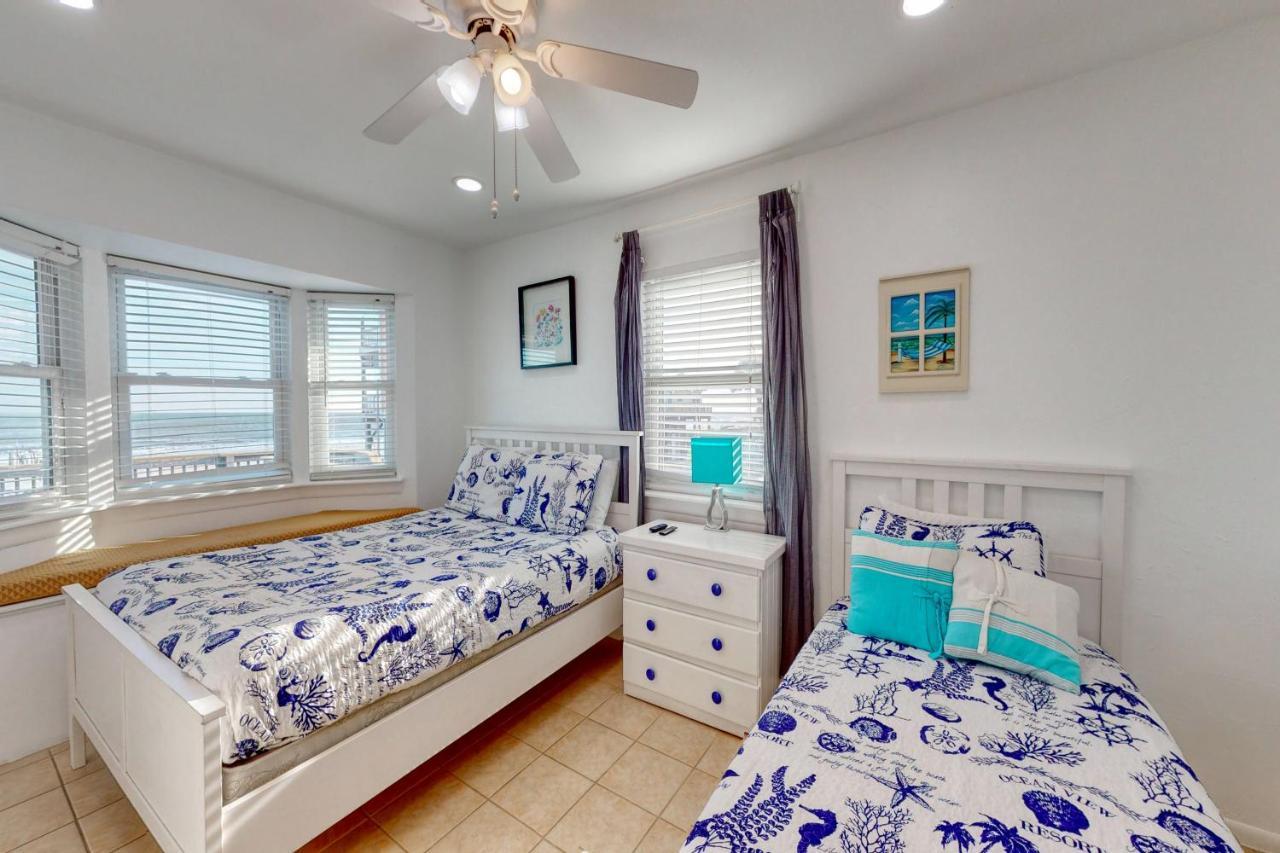 Gulf Front Retreat Villa Galveston Exterior photo