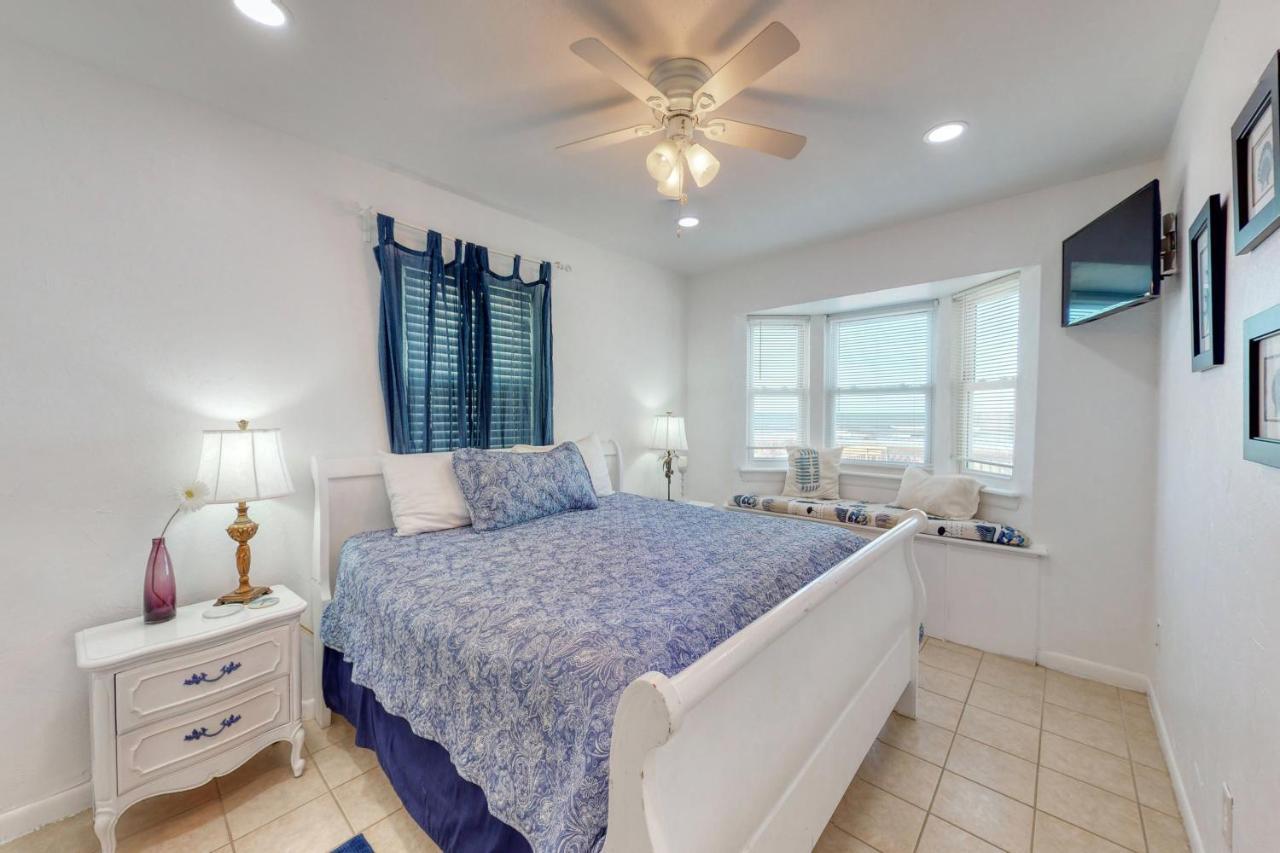 Gulf Front Retreat Villa Galveston Exterior photo